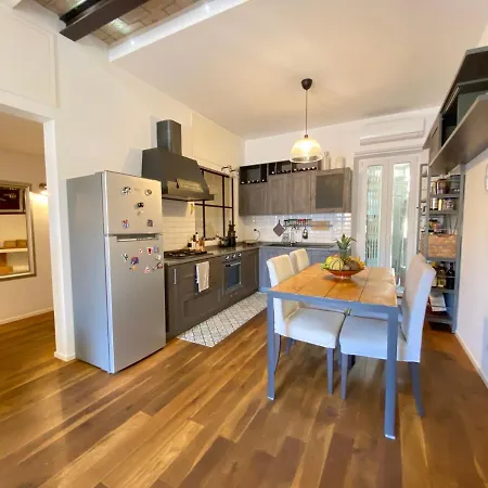 Leopardi Sweet * Rome